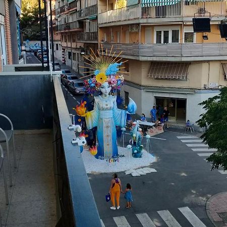 Apartamento Comodo A 10 Min Del Centro Alicante Exteriör bild