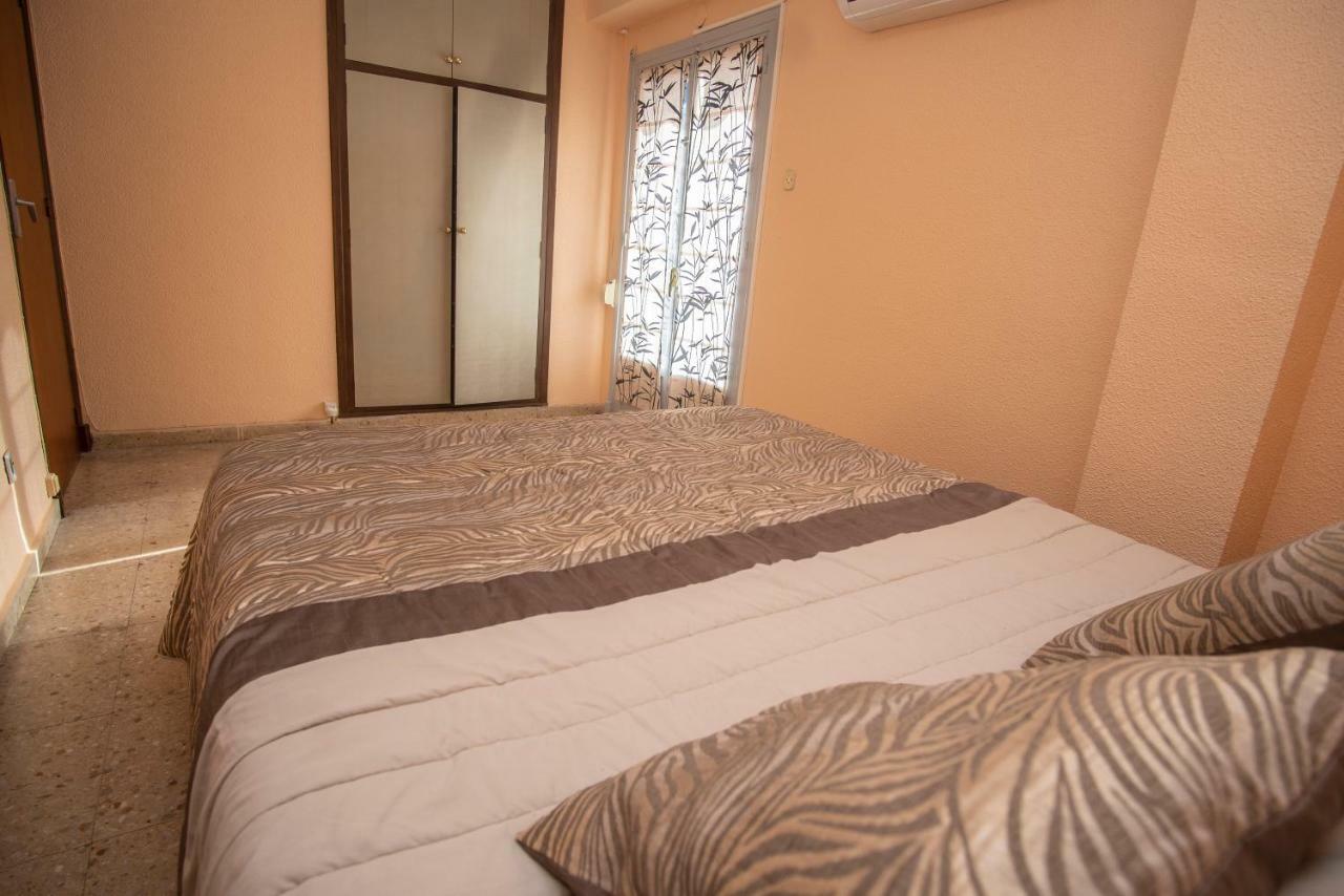 Apartamento Comodo A 10 Min Del Centro Alicante Exteriör bild